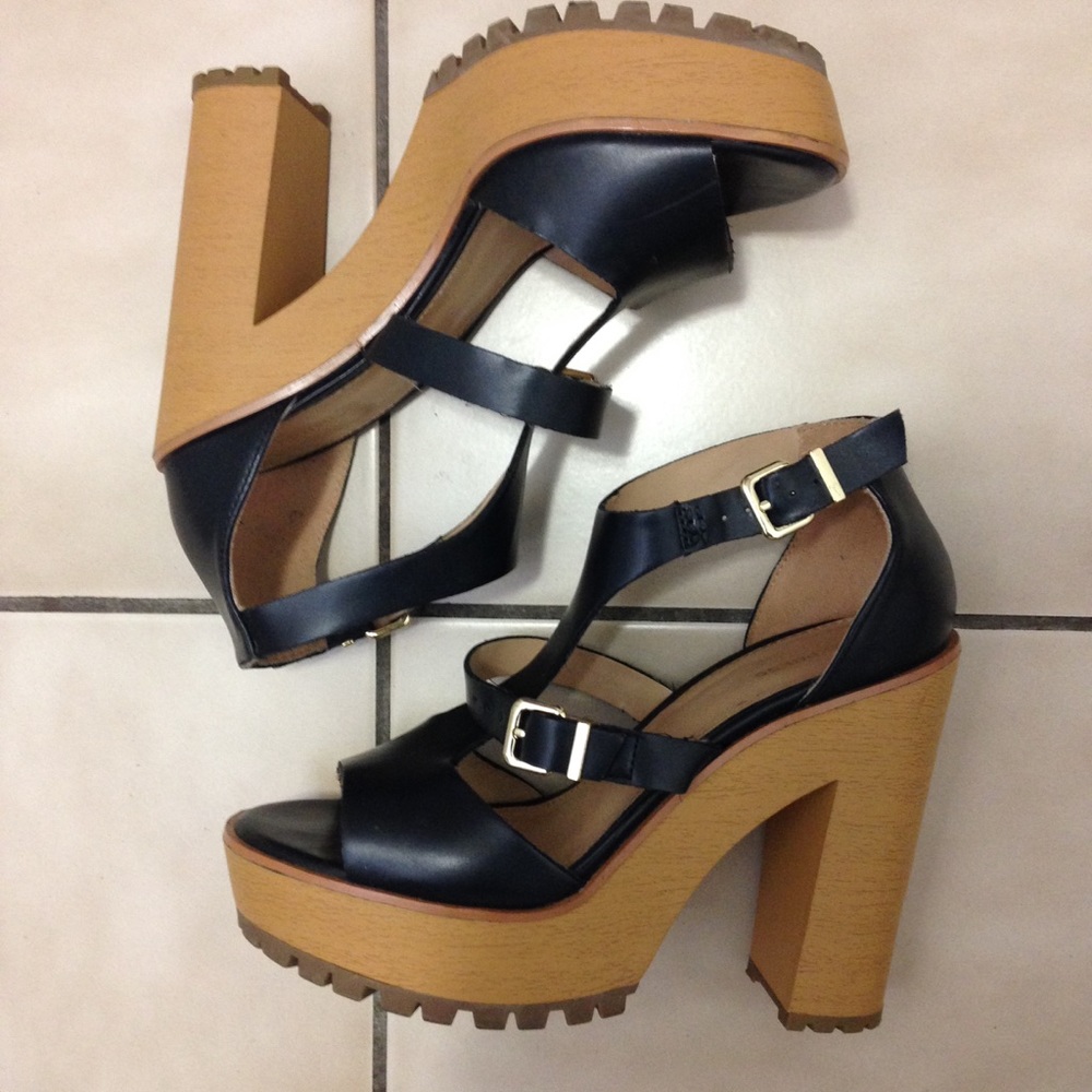 Chunky Heel Sandal